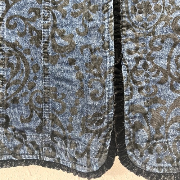 Liz Claiborne Blue and Black Jean Jacket with velvet Design XL - Picture 7 of 9